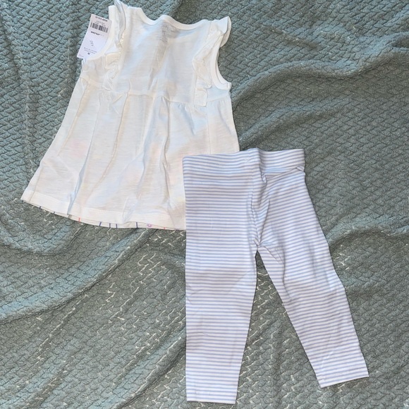 2T Carter’s Matching Set - Picture 3 of 3